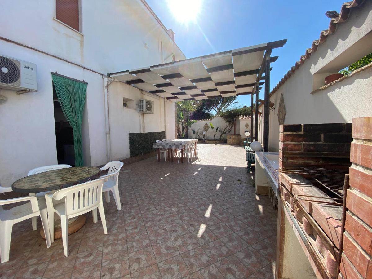 200M From The Sea - Large Private Patio With Bbq Villa Triscina Exterior photo